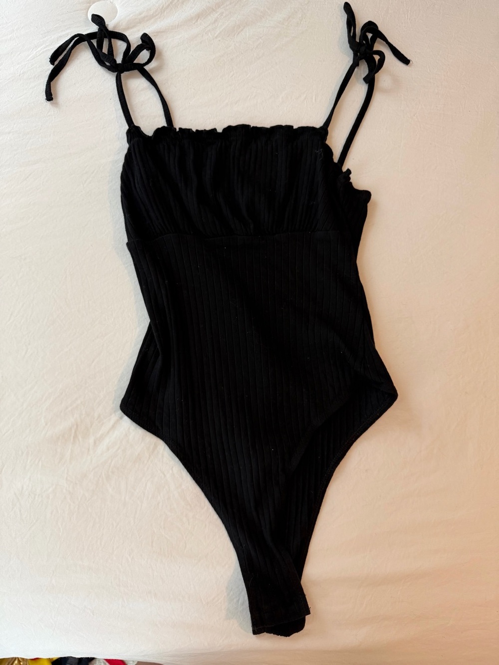 SHEIN Black Ribbed Tie-Strap Bodysuit
